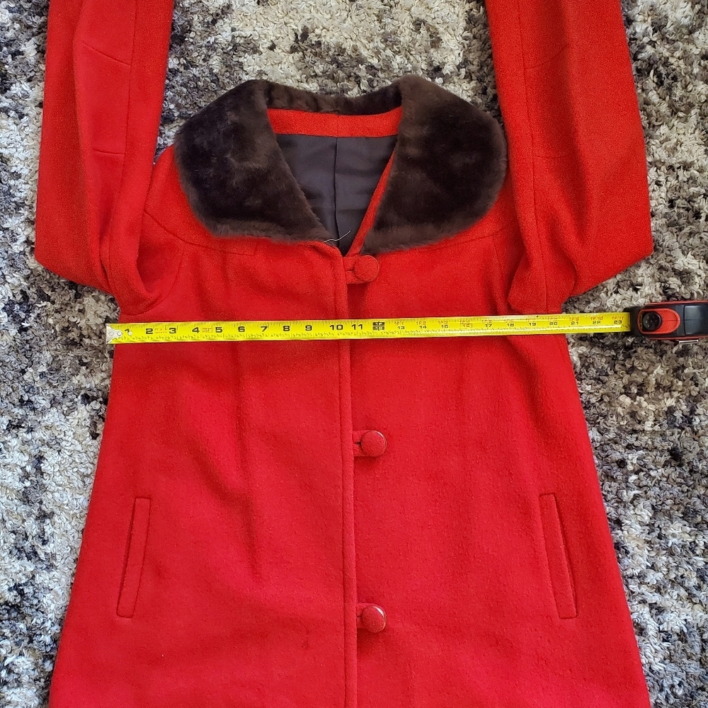 ❤️Host Pick❤️Vintage Gorgeous Red Coat - Picture 10 of 10
